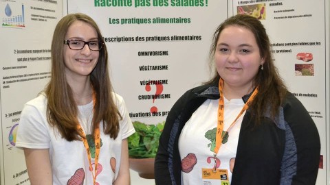 Deux adolescentes de la région se démarquent au Collège Dina-Bélanger