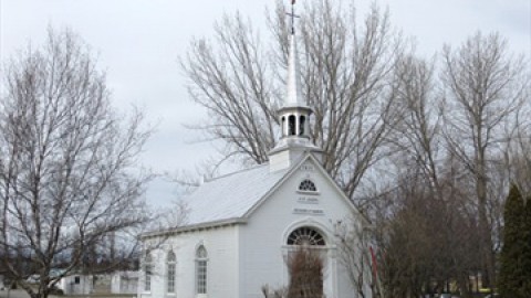 Le ministre Maka Kotto annonce une aide financière de 12 700 $ pour la restauration de la chapelle des Marins à L'Islet