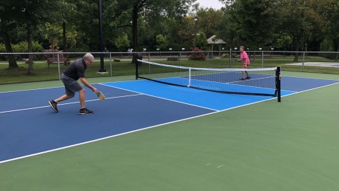 Deux terrains de « pickleball » accessibles au parc Saint-Nicolas