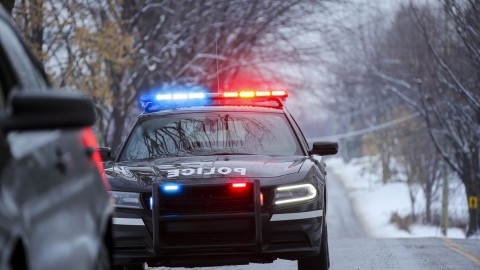 Un homme de 30 ans de Sainte-Perpétue arrêté pour conduite avec les facultés affaiblies à la suite d’une sortie de route 