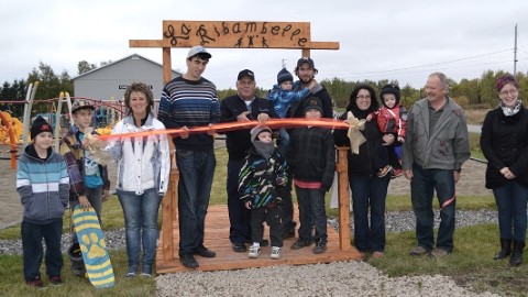 La municipalité de Saint-Marcel inaugure le parc la Ribambelle et le parc multigénérationnel