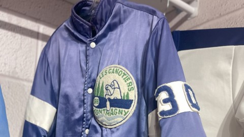 L’épopée du hockey magnymontois s’expose : plus de 160 clichés et des objets inédits