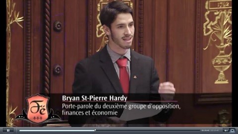 Bryan St-Pierre Hardy, du Centre d'études collégiales des Montmagny, se distingue à la 22e législature du Forum étudiant