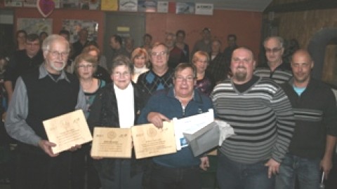 Le Club Hiboux de St-Onésime rend hommage à des bénévoles