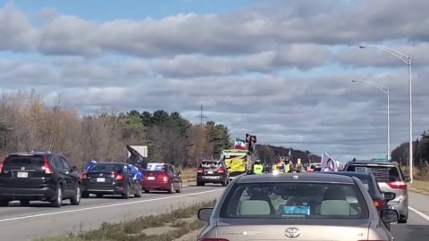 Plus de 2000 véhicules dans le convoi pour défendre l’importance des droits et libertés !