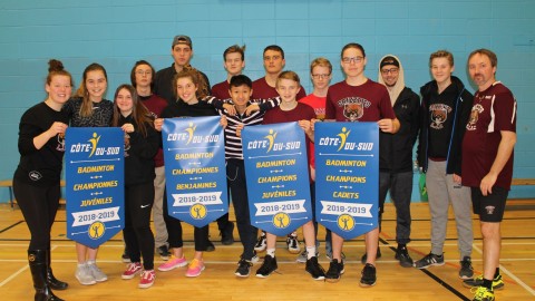 Plus de 150 joueurs à l’école secondaire Louis-Jacques-Casault pour le championnat local de badminton