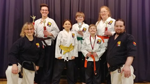 Les disciples de l’école de Karaté Yoseikan de Montmagny performent bien à un championnat en Beauce 