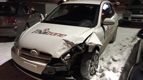 Une voiture de livraison de Thaïzone impliquée dans un carambolage à Montmagny