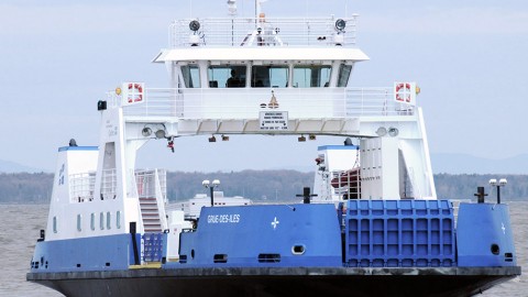 Traverse L'Isle-aux-grues-montmagny - ARRÊT DU SERVICE DE TRAVERSIER ET DÉBUT DU SERVICE AÉRIEN HIVERNAL