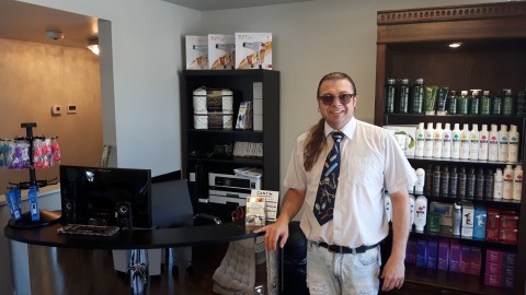 Le Salon de coiffure les Boucles D’amours rouvre ses portes