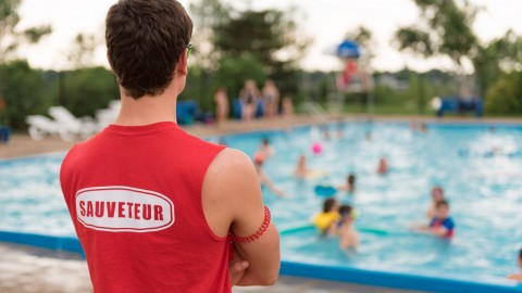 Cours de sauveteur national intensif offert cet automne à la piscine municipale Guylaine Cloutier