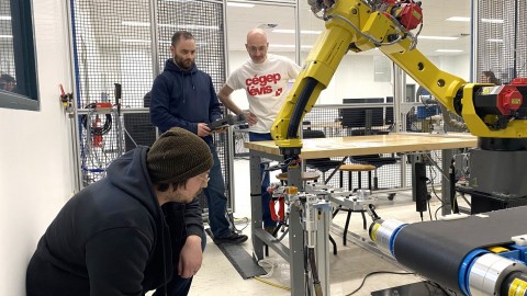 	            	Tarifs douaniers : le Cégep de Lévis propose des formations pour soutenir les manufacturiers 	            