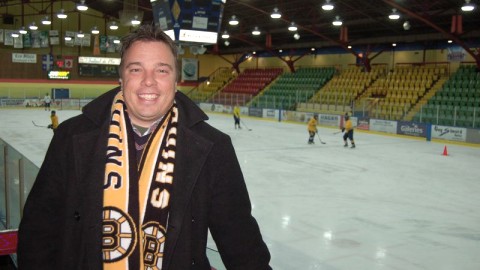 NOUVEL ÉCLAIRAGE À L'ARÉNA DE MONTMAGNY