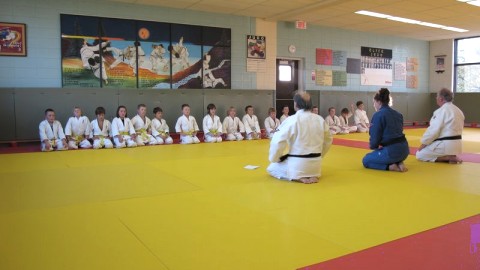 DE LA GRANDE VISITE POUR DE PETITS JUDOKAS