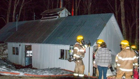 Un feu se déclare dans une cabane à sucre de Cap-Saint-Ignace